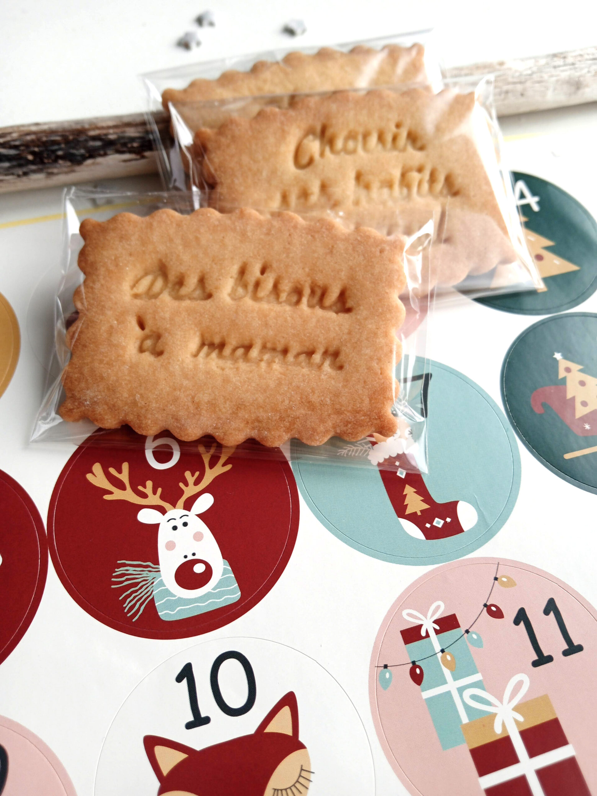 calendrier-biscuit-message-personnalise-bonne-action-bonheur-partage-famille