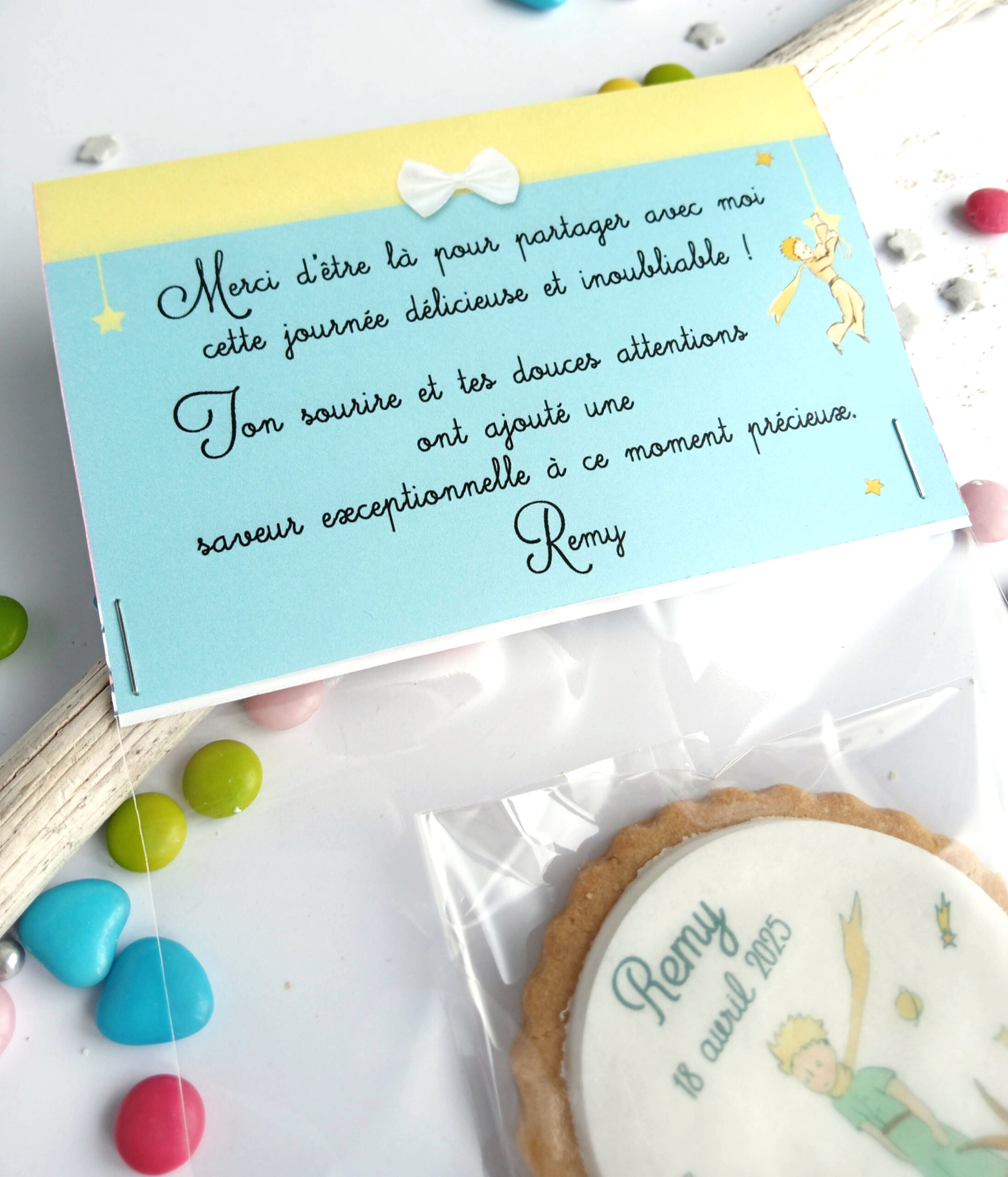 biscuit-theme-petit-prince-personnalise-avec-boite-assorti