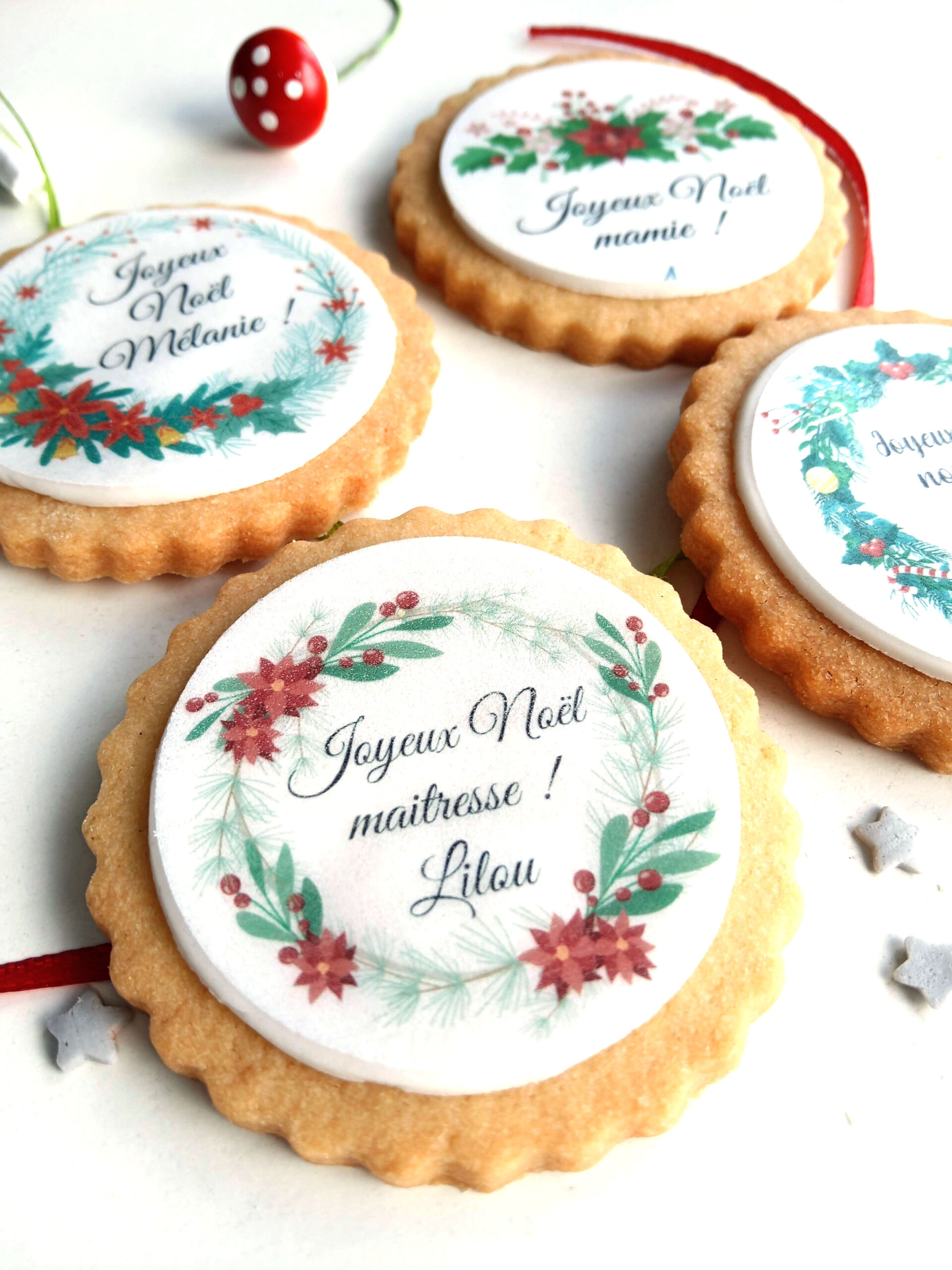 biscuit-noel-theme-floral-personnalise-maitresse-mamie-nounou