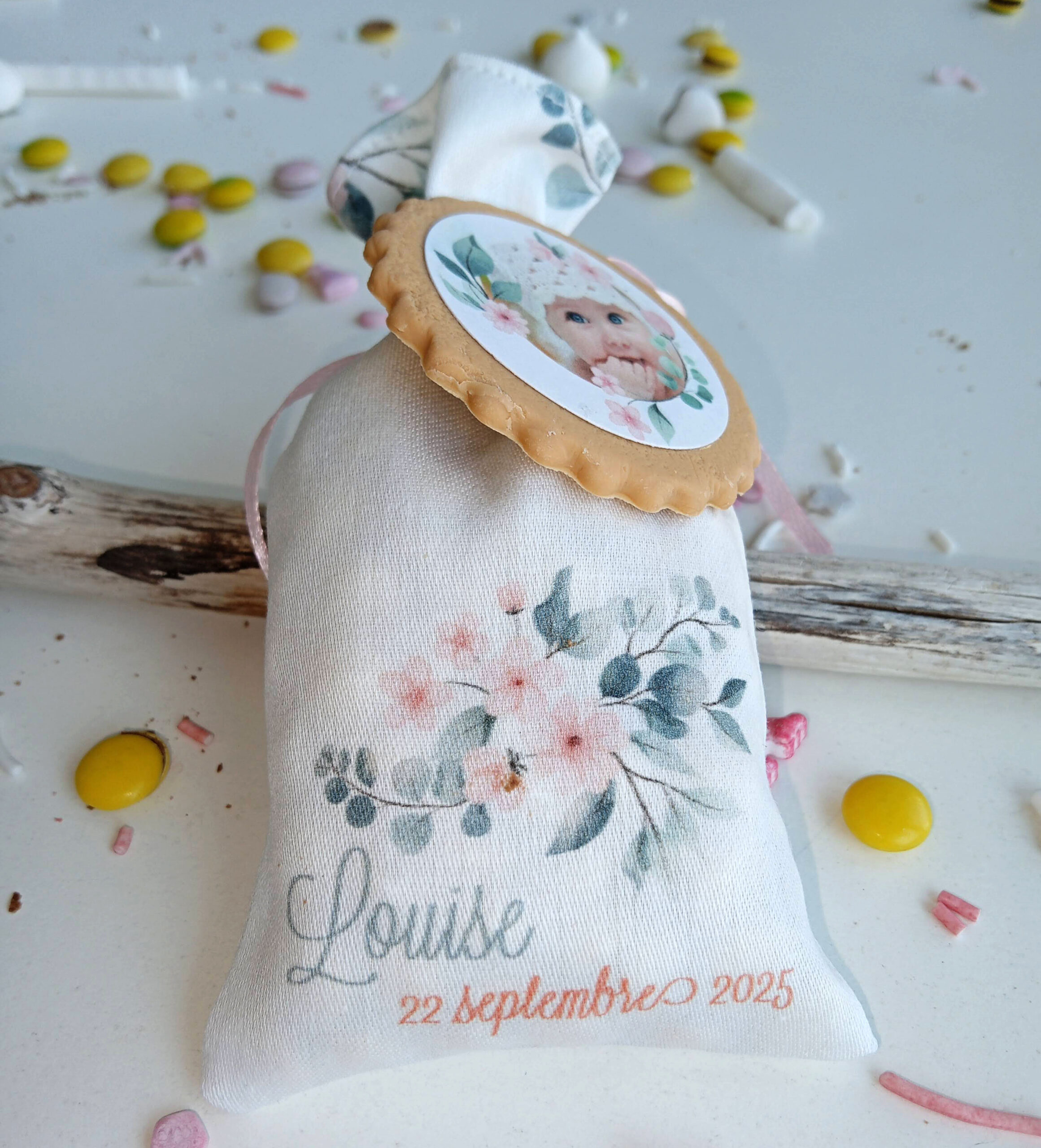 boite-dragees-bapteme-theme-fleur-couleur-douce-rose-vegetal-couronne-nature